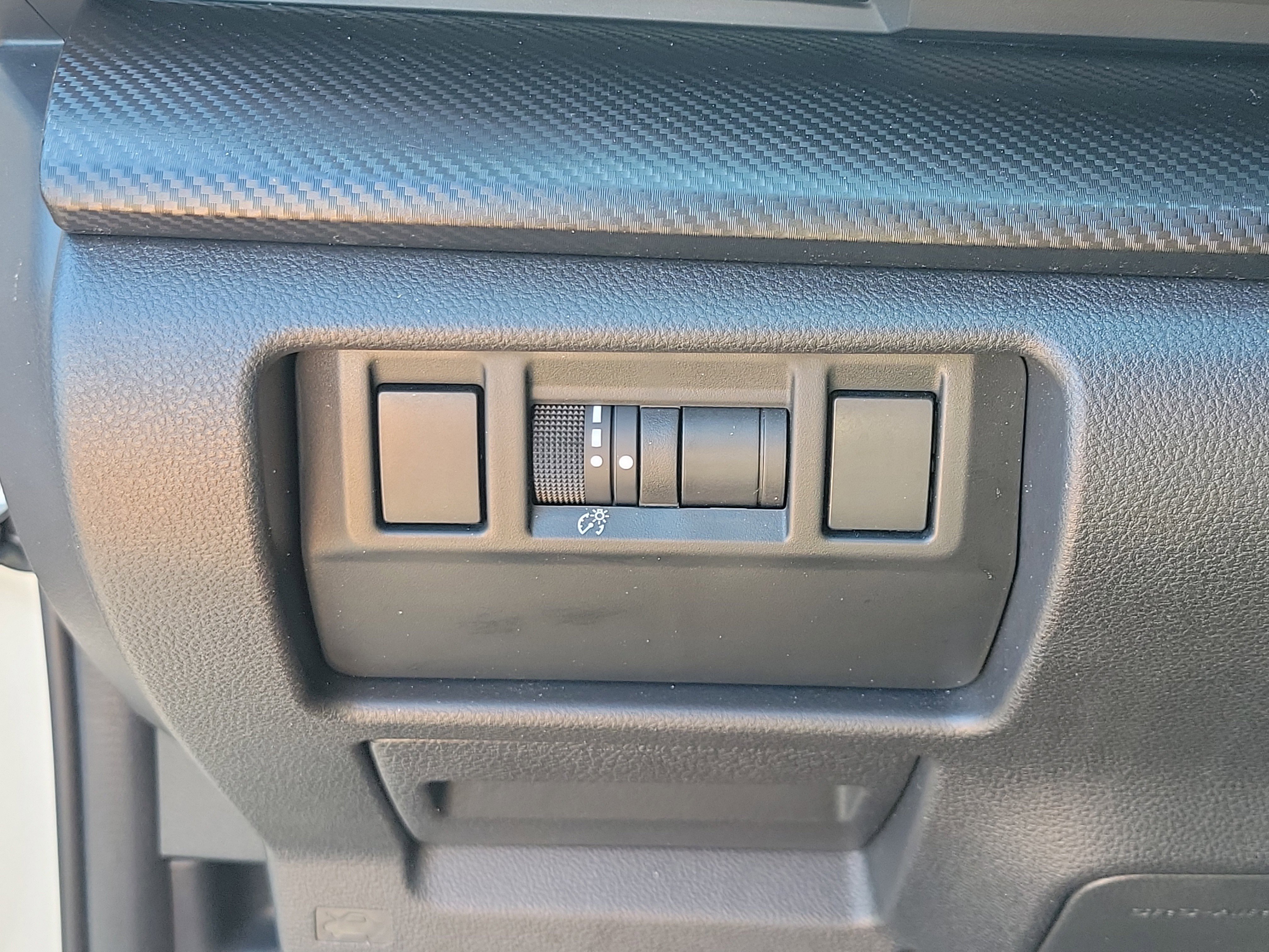 Certified 2024 Subaru Crosstrek 2.0i Premium image 27