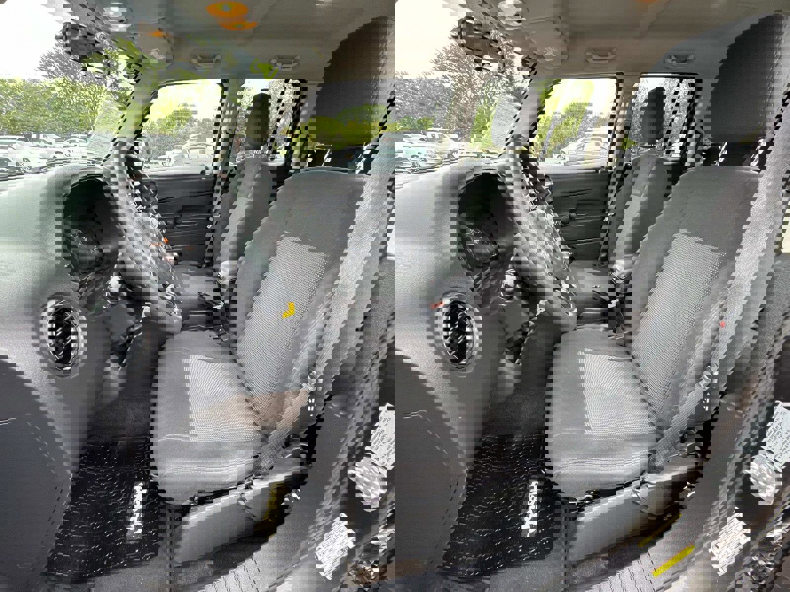 Used 2015 Jeep Patriot Sport image 3