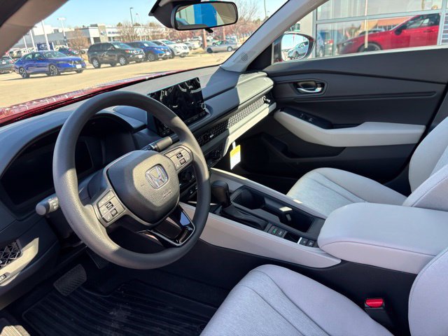 Certified 2025 Honda Accord SE image 11