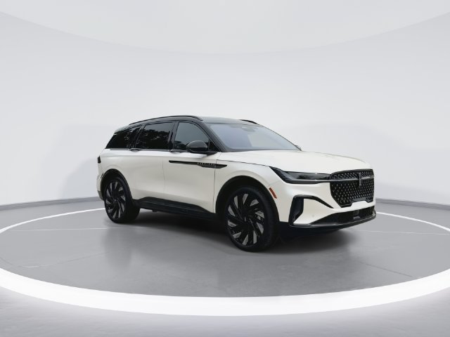 New 2026 Lincoln Nautilus Reserve AWD/4WD image 2