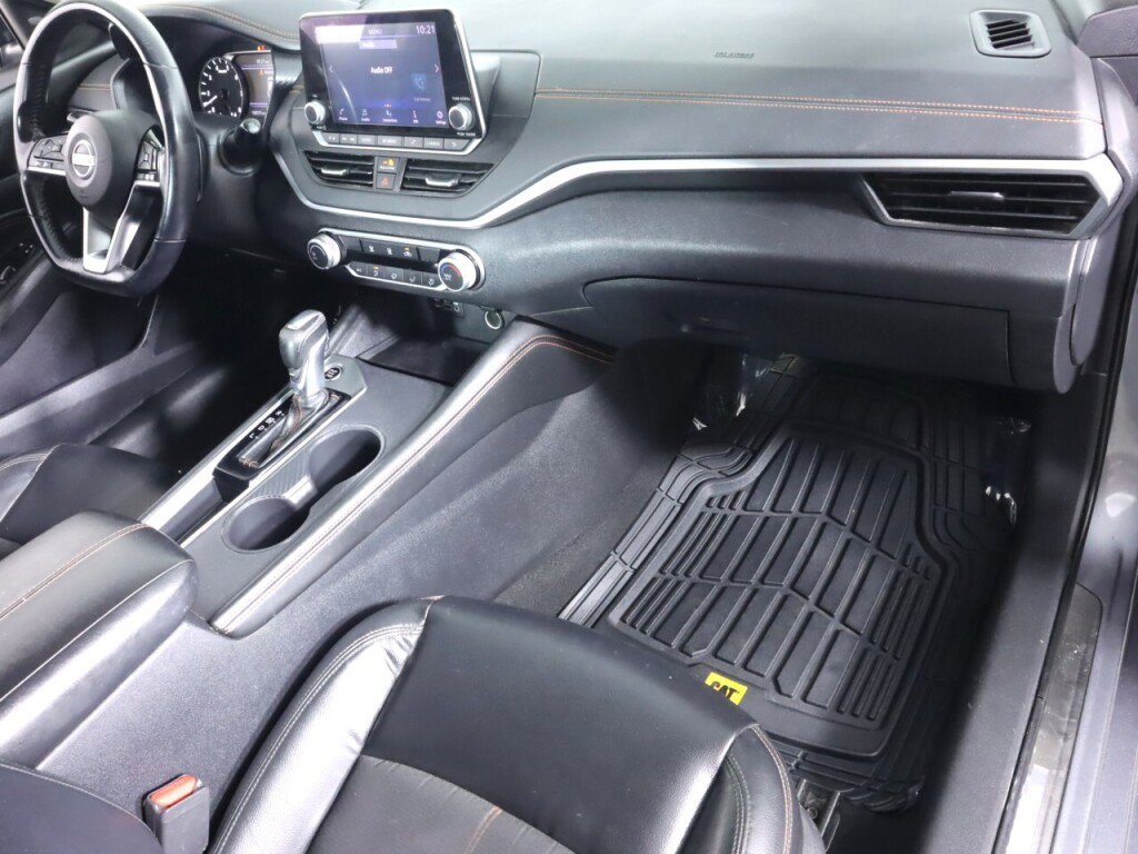 Used 2020 Nissan Altima 2.5 SR FWD image 37