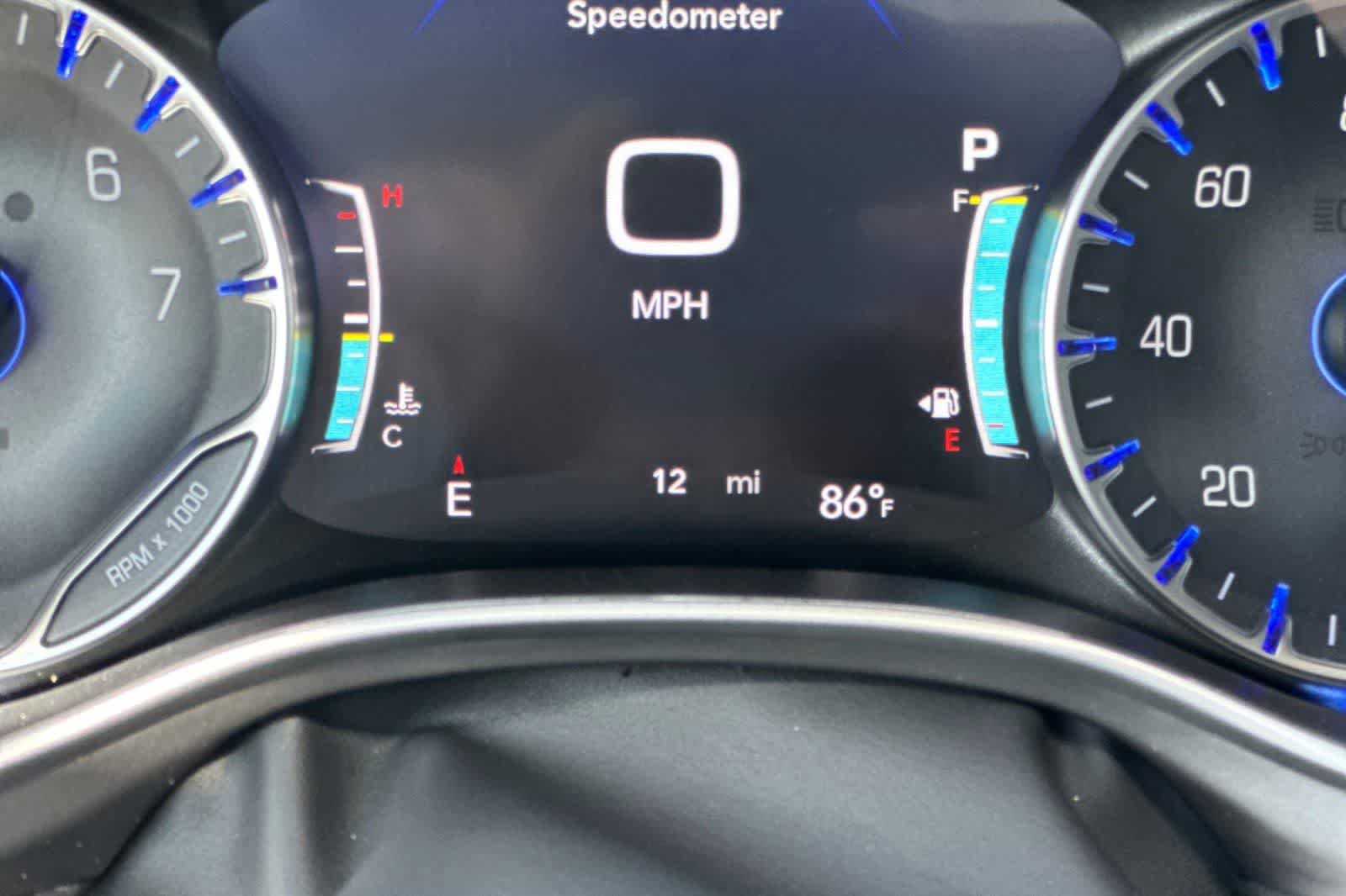 New 2027 Chrysler Pacifica Select AWD/4WD image 31