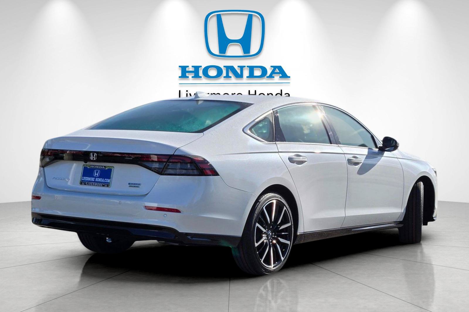 New 2026 Honda Accord Touring image 6