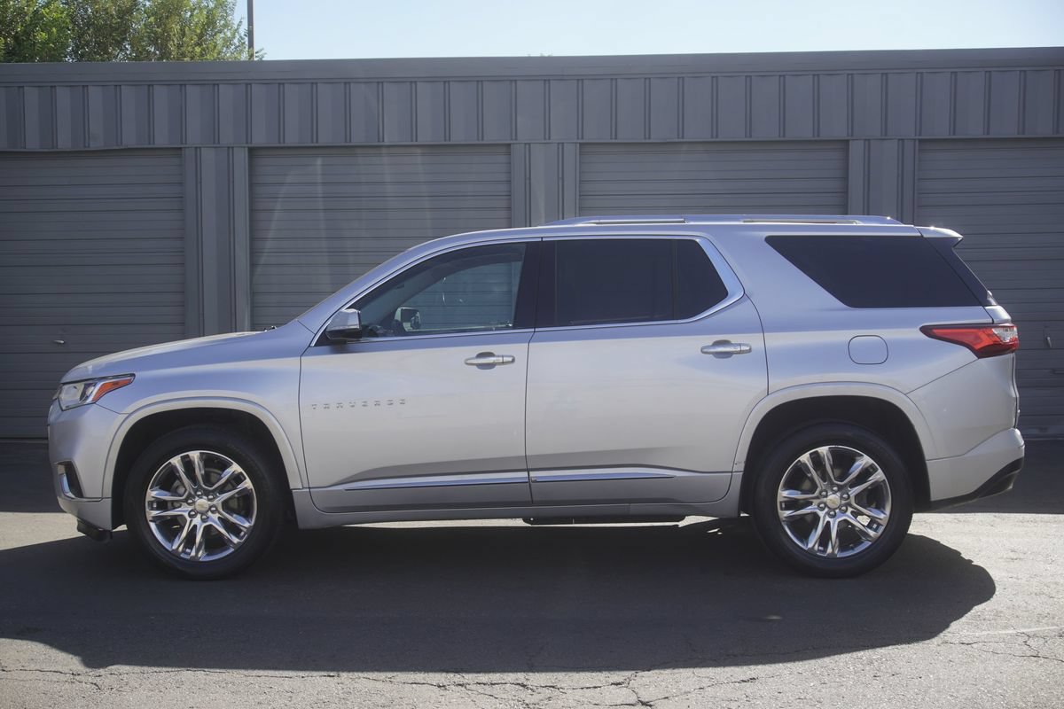 Used 2018 Chevrolet Traverse High Country AWD/4WD image 2