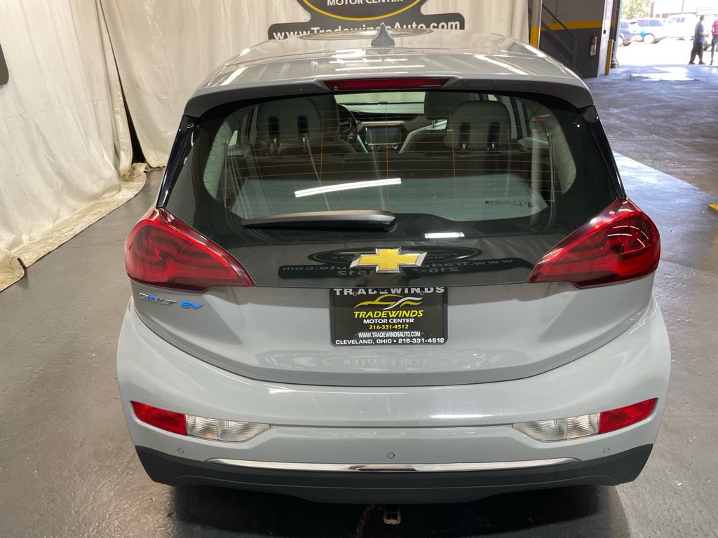 Used 2020 Chevrolet Bolt LT FWD image 5
