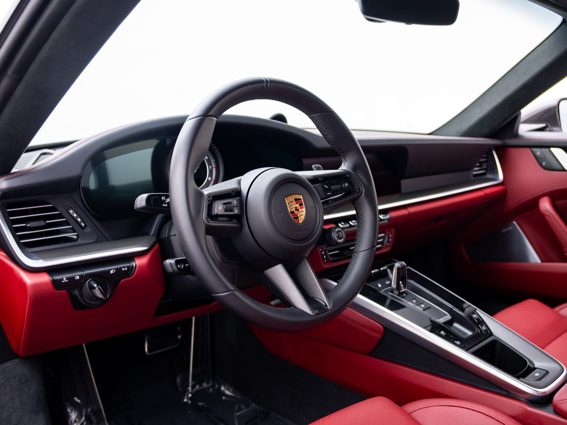 Certified 2025 Porsche 911 Turbo S AWD/4WD image 4