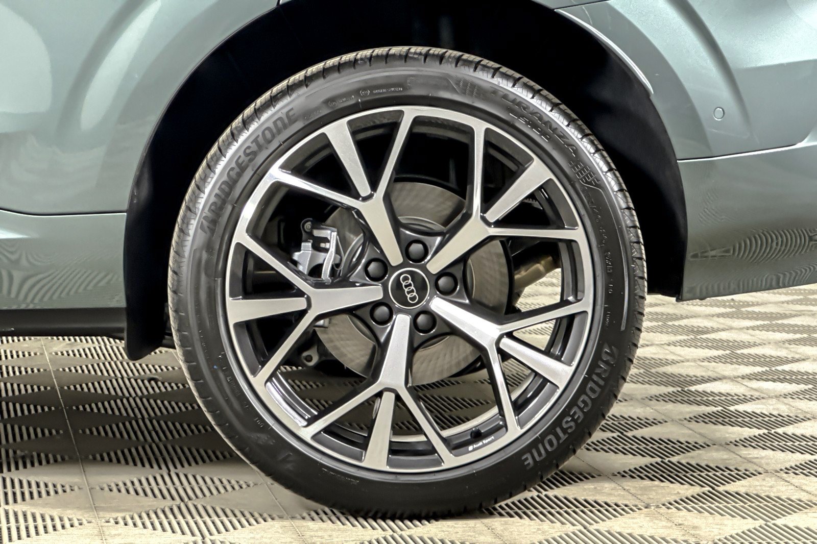 New 2026 Audi Q3 quattro 2.0T AWD/4WD image 24