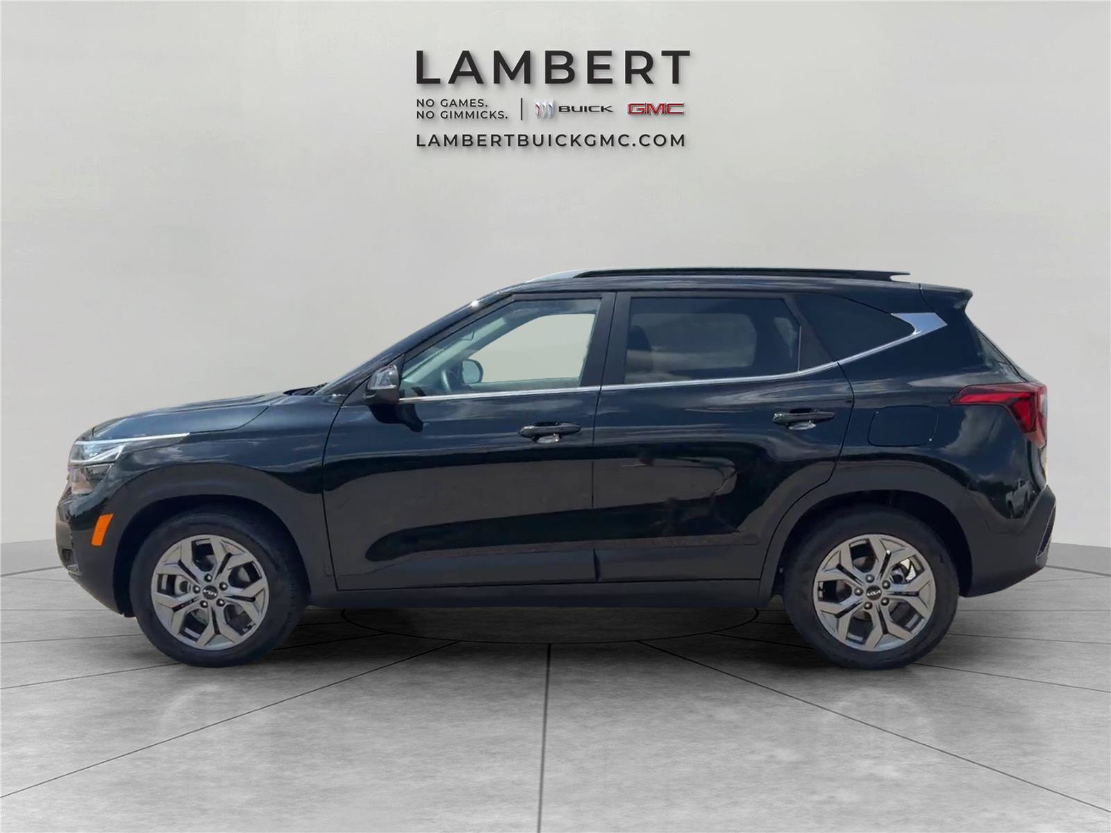 Used 2024 Kia Seltos S FWD image 2