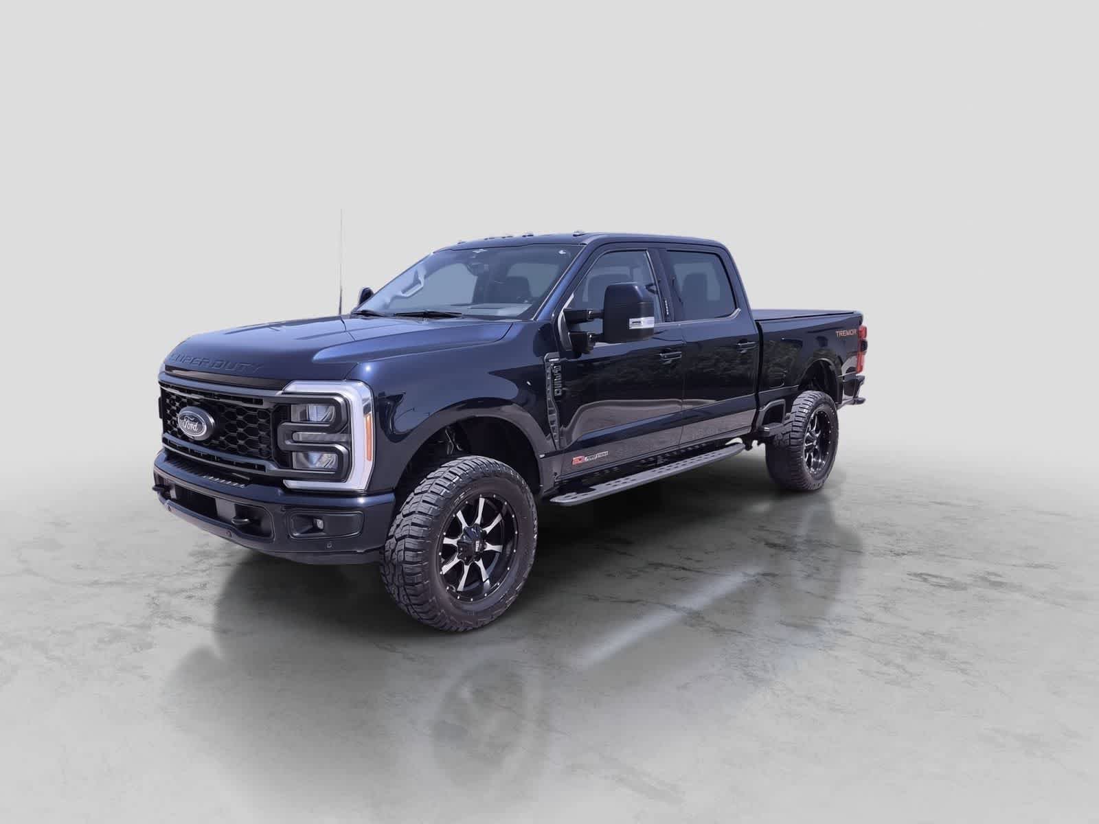 Used 2023 Ford F350 Lariat w/ Lariat Ultimate Package AWD/4WD image 4
