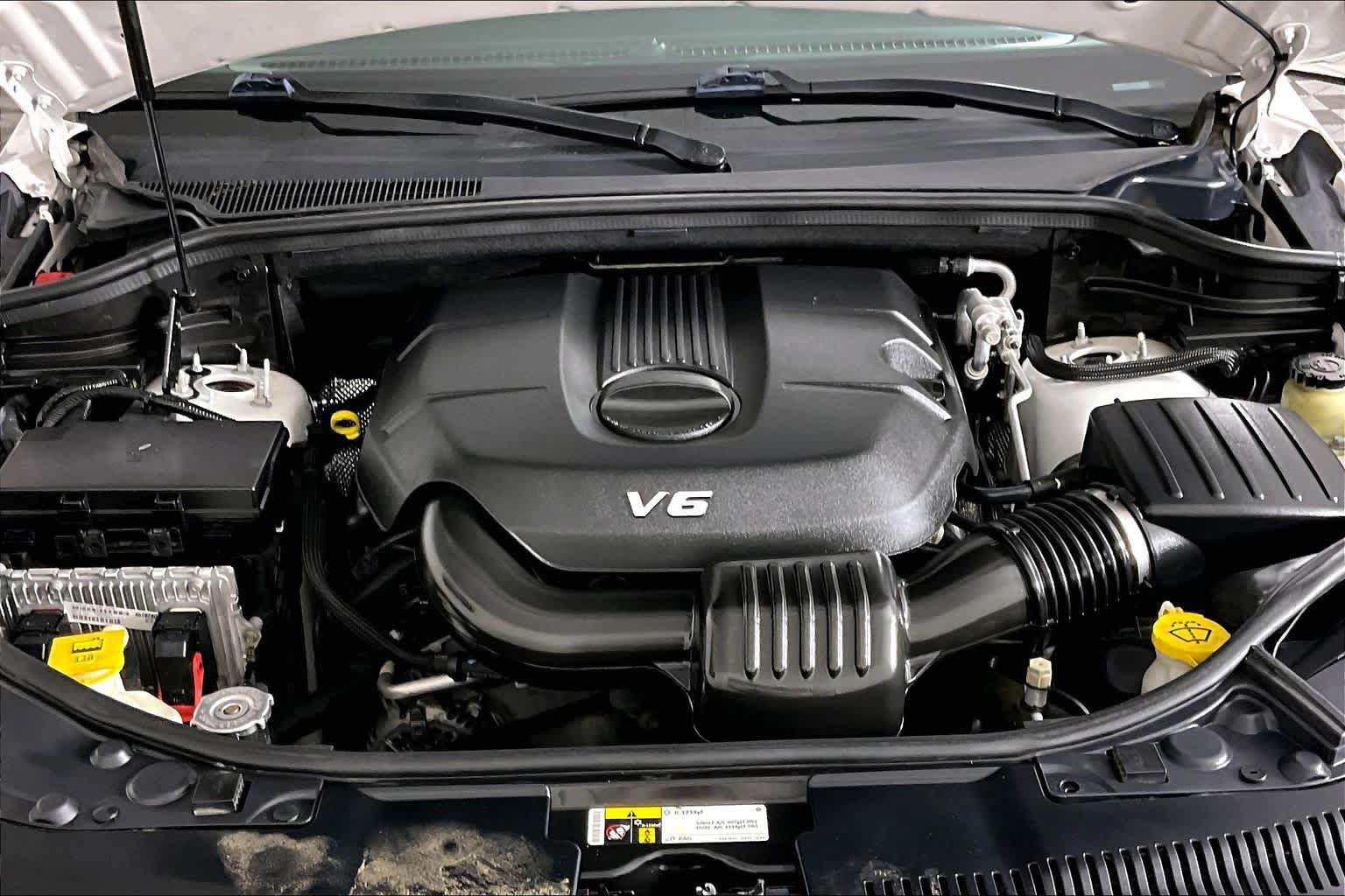 Used 2015 Dodge Durango Limited w/ Nav & Power Liftgate Group RWD image 29