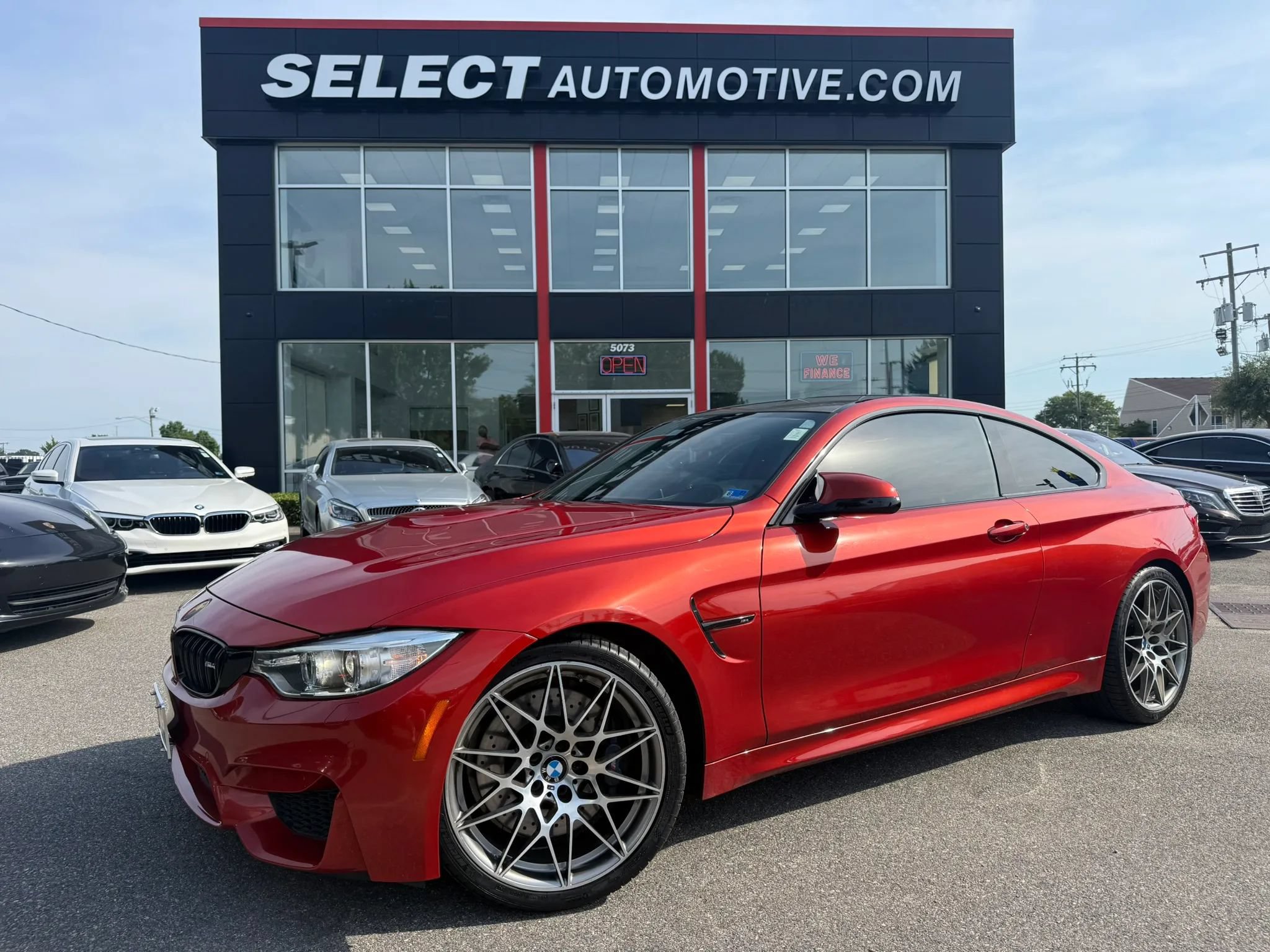 Used 2017 BMW M4 Coupe RWD image 1