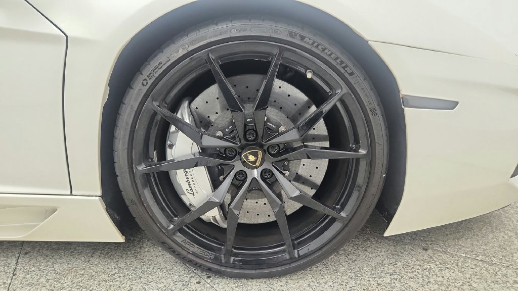 Used 2013 Lamborghini Aventador LP 700-4 AWD/4WD image 37