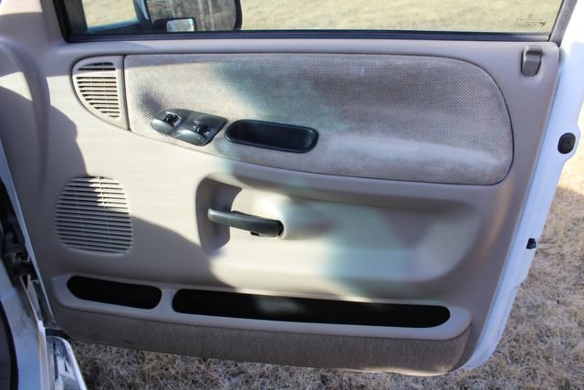Used 1996 Dodge Ram 3500 Truck 2WD Club Cab image 24