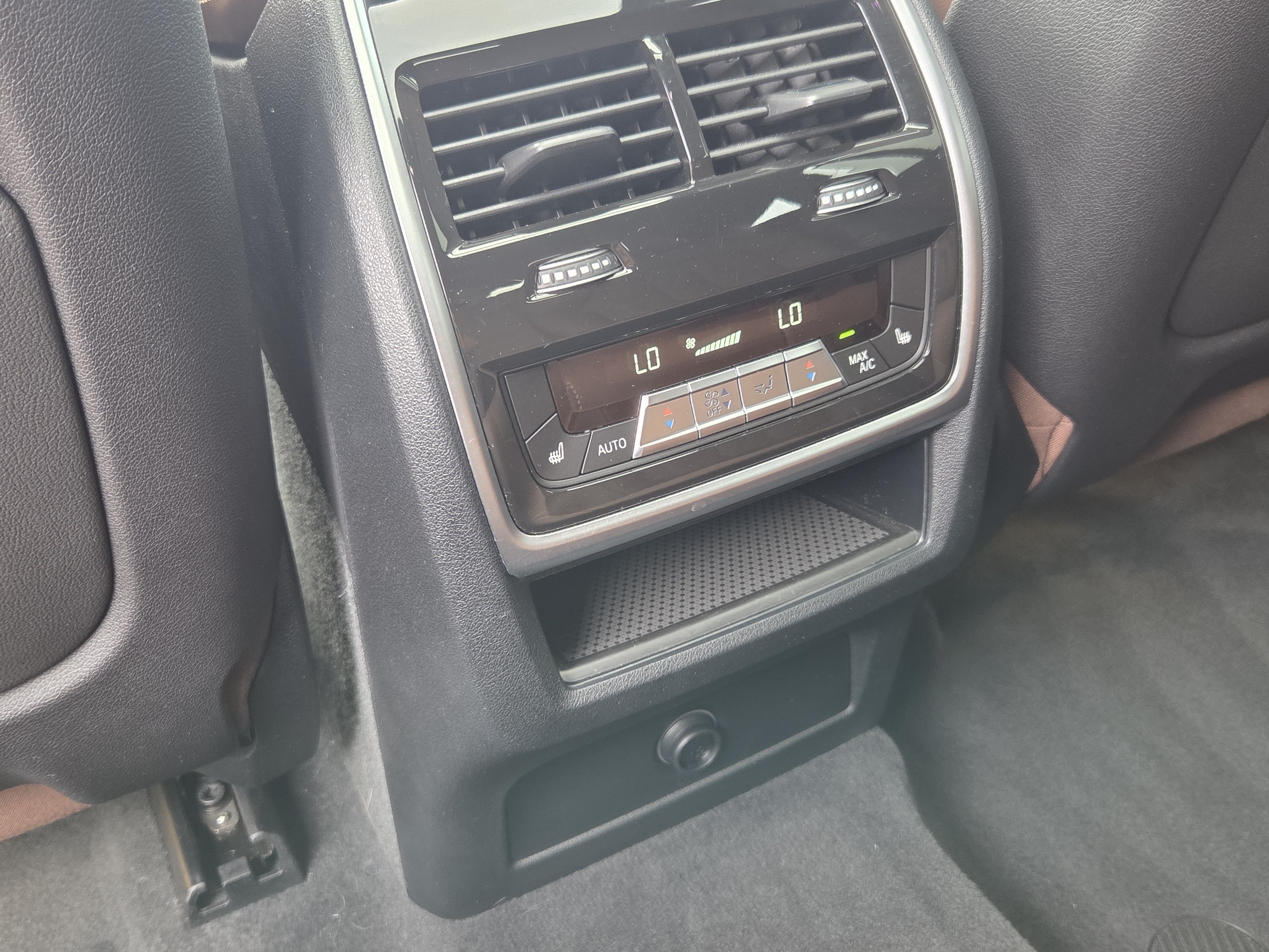Used 2023 BMW X6 M50i w/ Executive Package AWD/4WD image 33