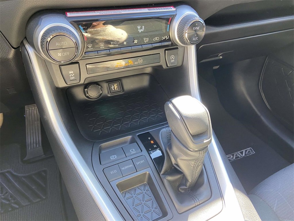 Used 2024 Toyota RAV4 XLE image 24