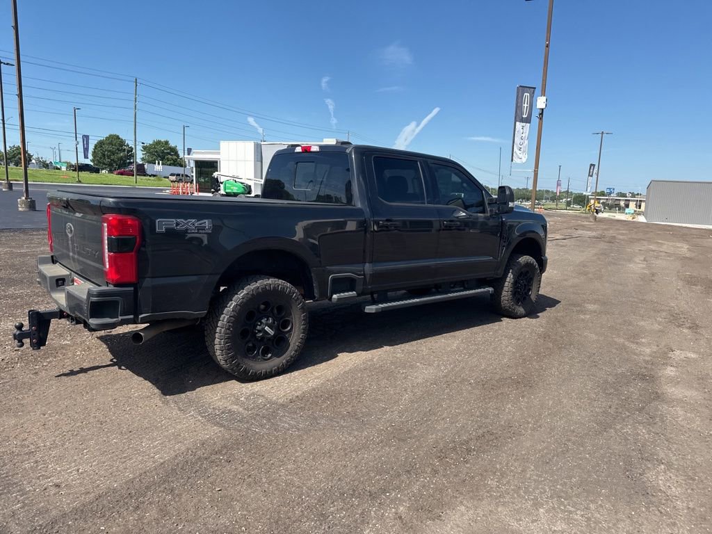 Used 2024 Ford F250 XLT w/ Black Appearance Package AWD/4WD image 12