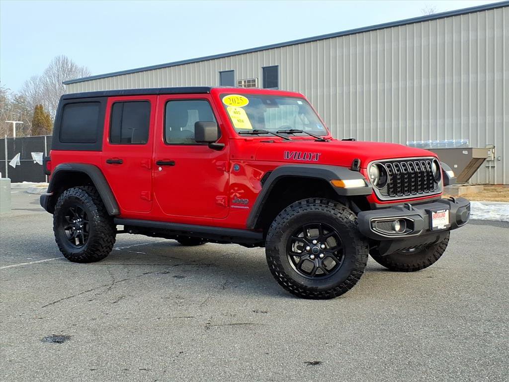 Used 2025 Jeep Wrangler Willys image 2