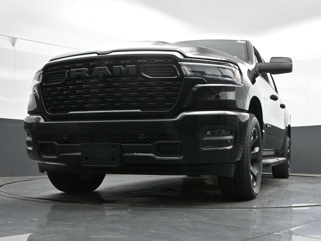New 2026 RAM 1500 Express AWD/4WD image 36