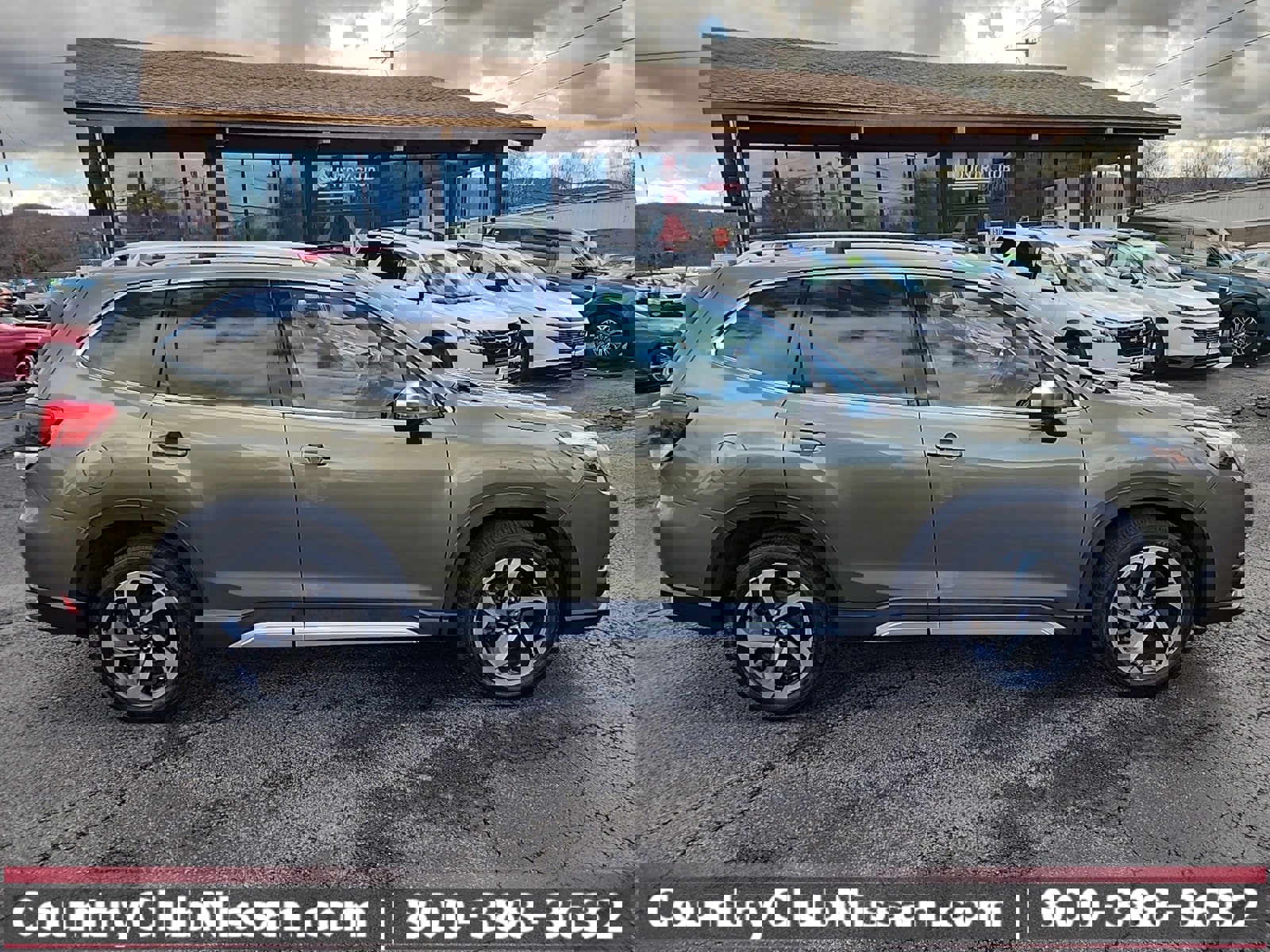 Used 2022 Subaru Forester Touring image 9