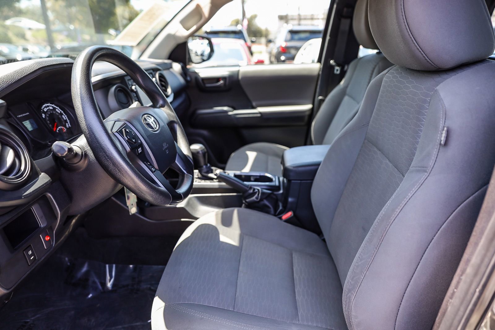 Certified 2016 Toyota Tacoma SR RWD image 16