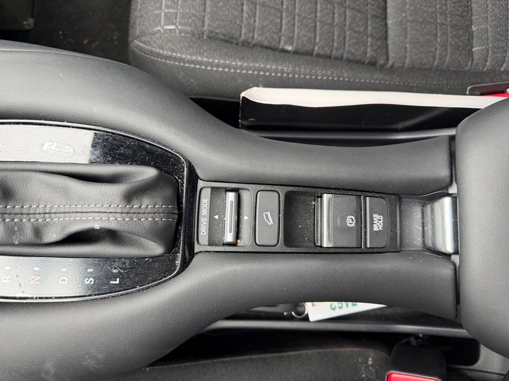 Used 2026 Honda HR-V LX image 19