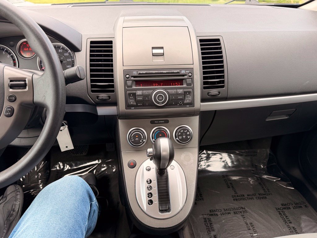 Used 2012 Nissan Sentra 2.0 SR FWD image 20