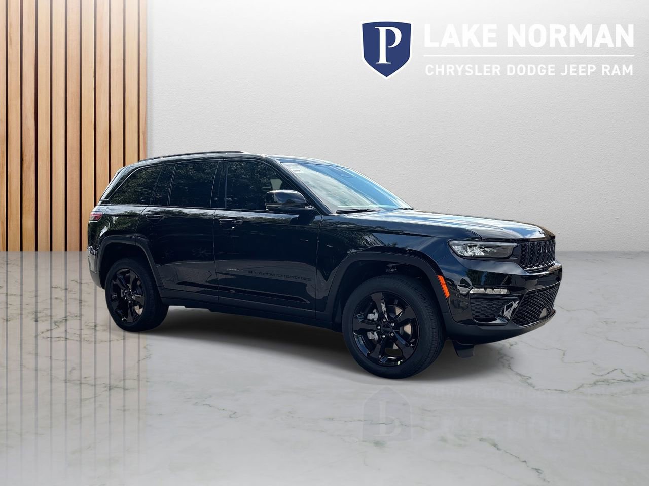 New 2025 Jeep Grand Cherokee Limited w/ Black Appearance Package image 2