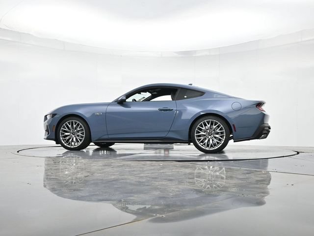 Used 2025 Ford Mustang GT Premium RWD image 15