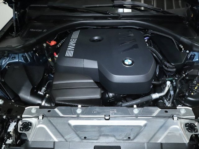 Used 2026 BMW 330i xDrive Sedan w/ Convenience Package AWD/4WD image 35