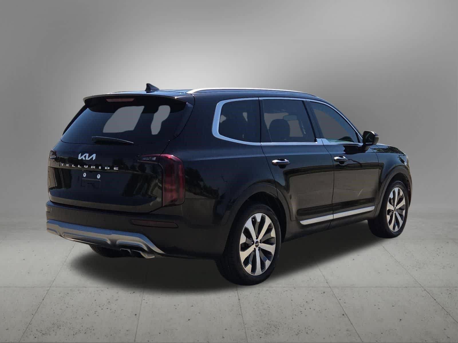 Certified 2022 Kia Telluride S FWD image 6