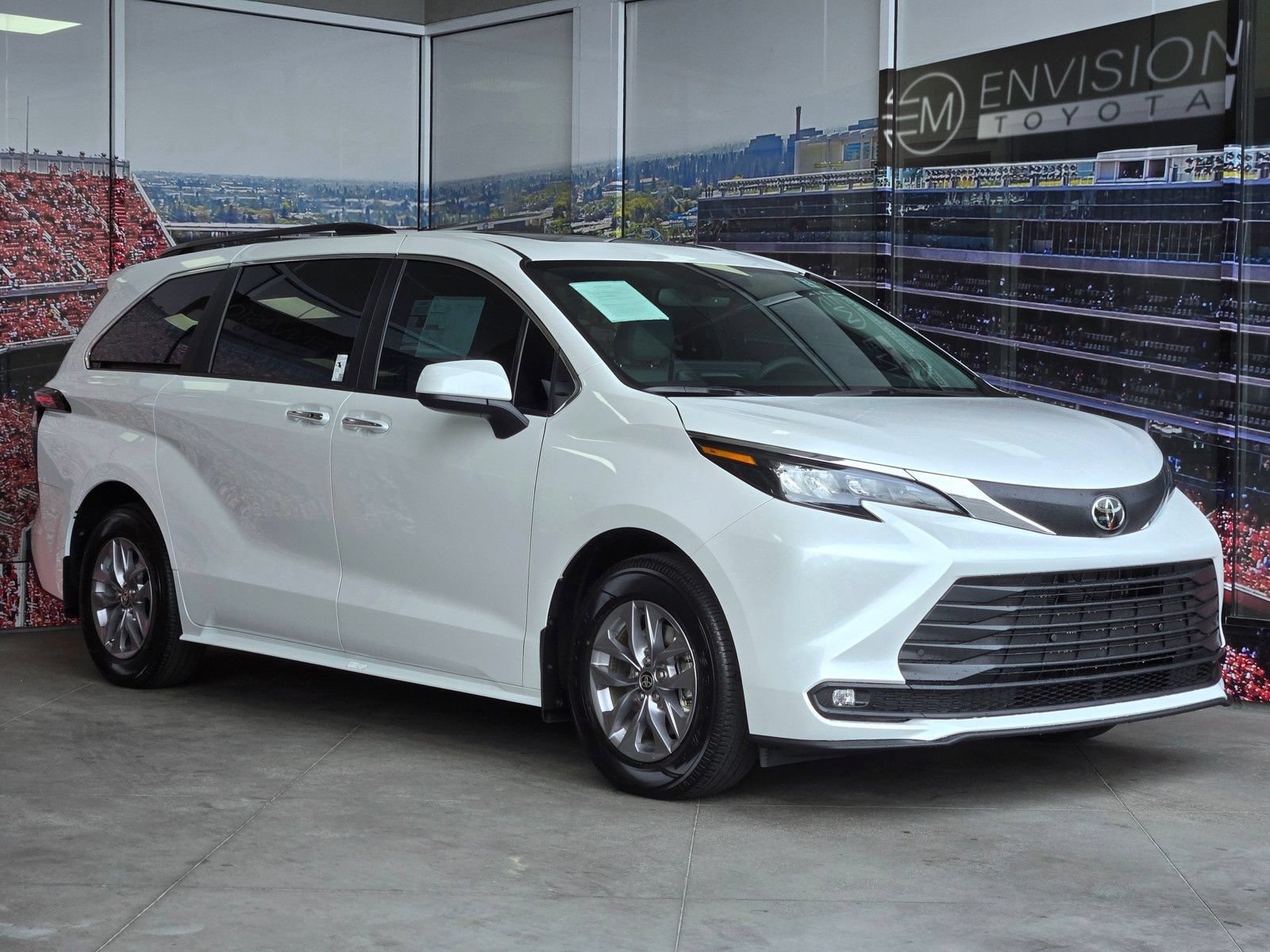 Certified 2026 Toyota Sienna XLE