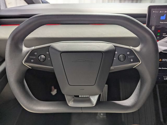 Used 2025 Tesla Cybertruck AWD Crew Cab image 21