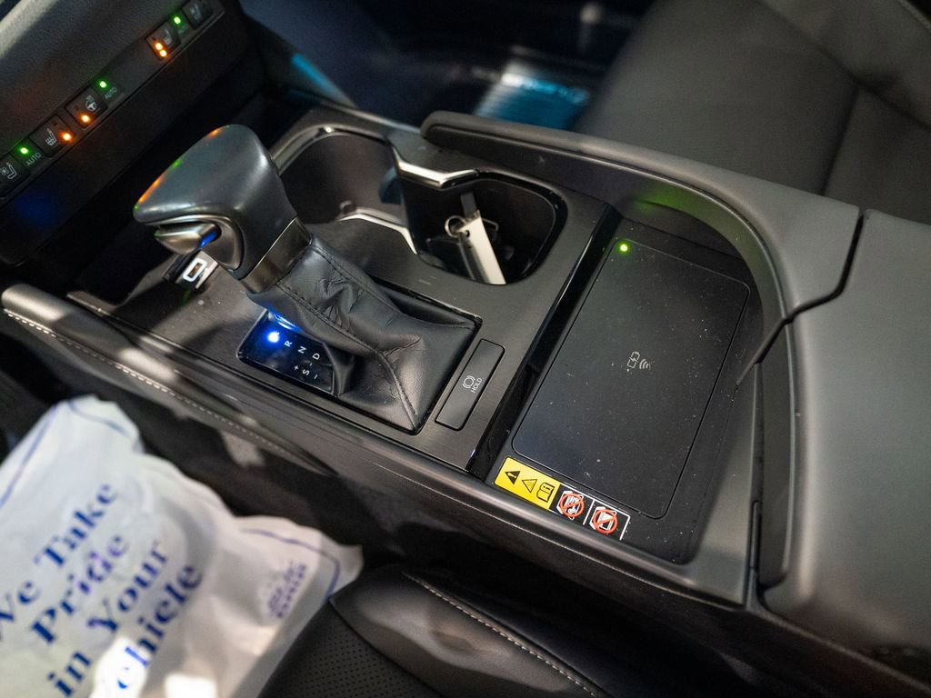 Used 2024 Lexus ES 350 w/ Premium Package image 21