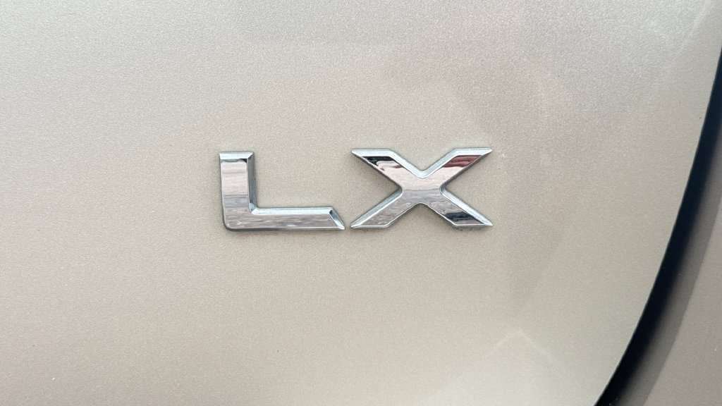Used 2016 Kia Sedona LX w/ LX Convenience Package FWD image 15