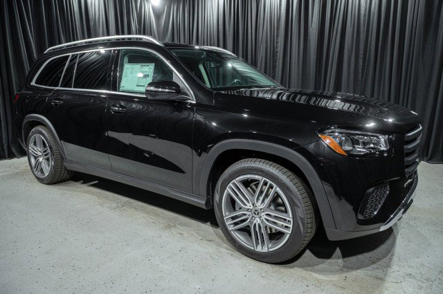 New 2026 Mercedes-Benz GLS 450 4MATIC image 3