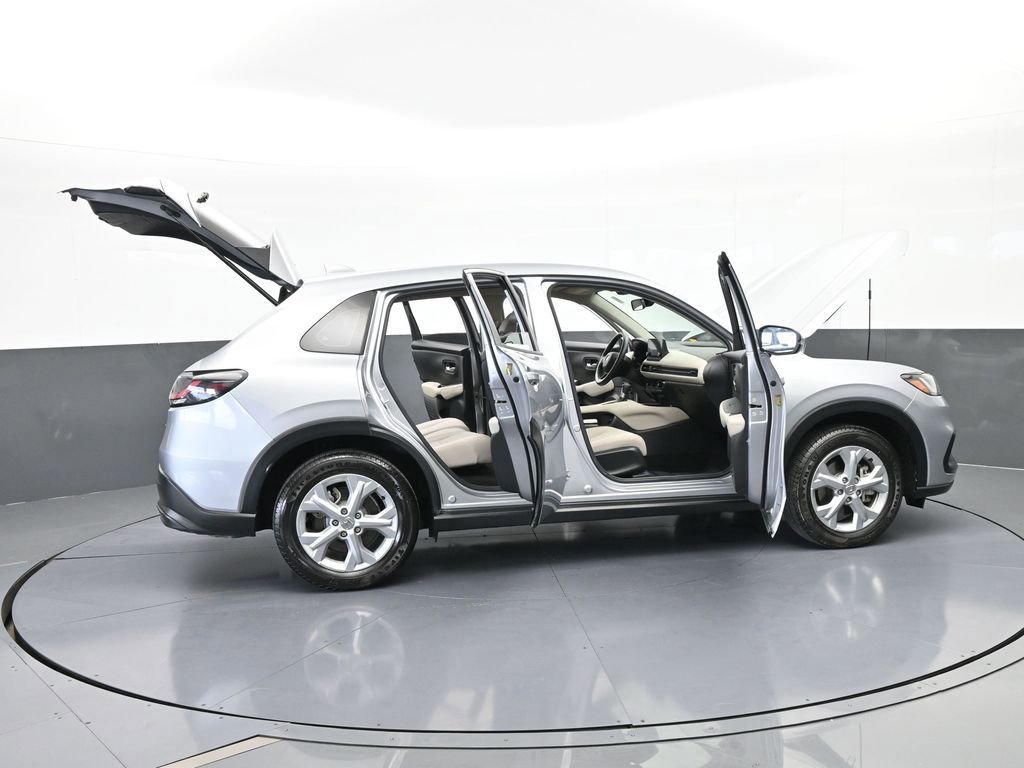Used 2023 Honda HR-V LX image 69