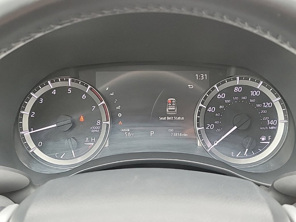 Used 2023 Toyota Highlander XLE AWD/4WD image 24