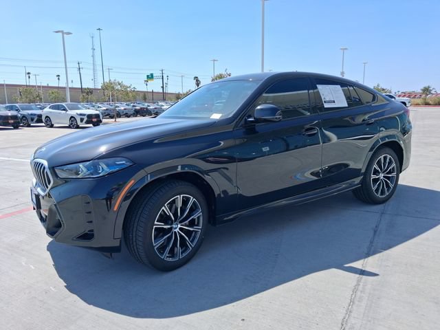 Used 2025 BMW X6 xDrive40i w/ Parking Assistance Package AWD/4WD image 3