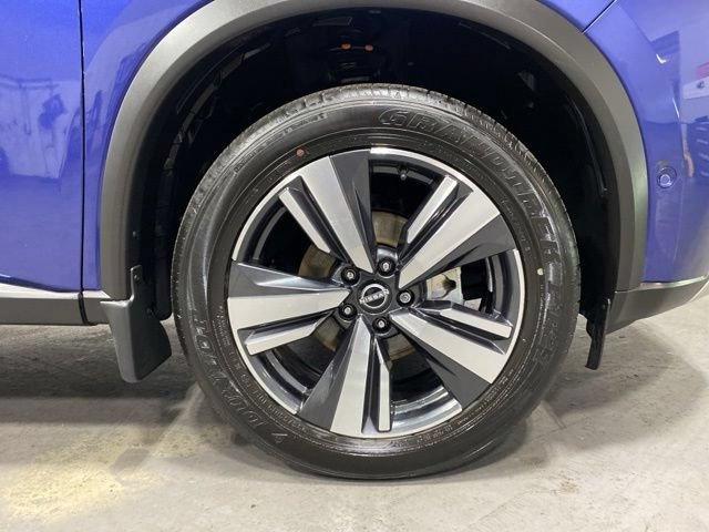 Certified 2023 Nissan Rogue Platinum w/ Platinum Premium Package AWD/4WD image 33