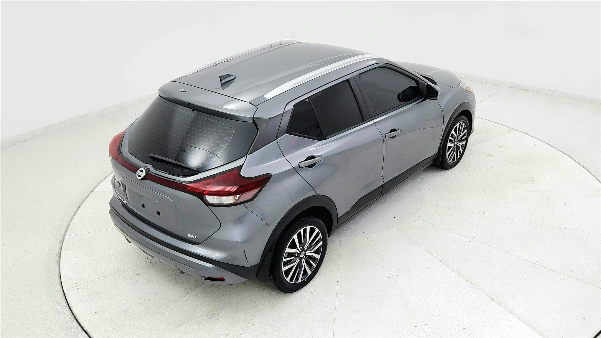 Used 2021 Nissan Kicks SV FWD image 17