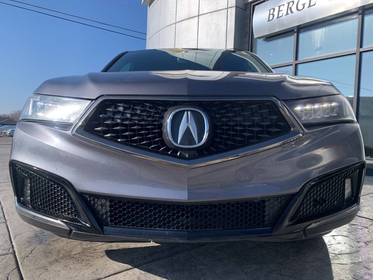 Used 2020 Acura MDX A-Spec AWD/4WD image 2