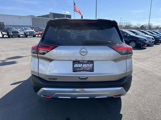 Used 2023 Nissan Rogue Platinum w/ Platinum Premium Package image 6