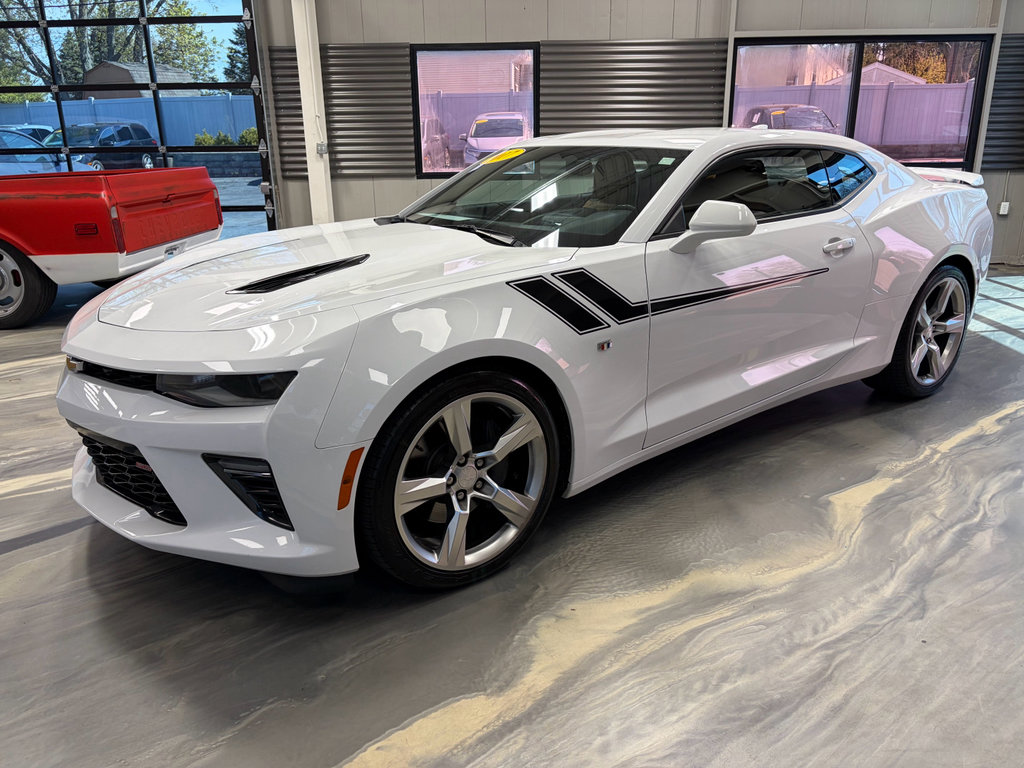 Used 2017 Chevrolet Camaro SS RWD image 39
