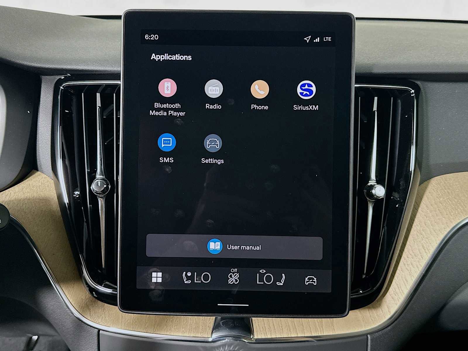 New 2026 Volvo XC60 B5 Core image 13