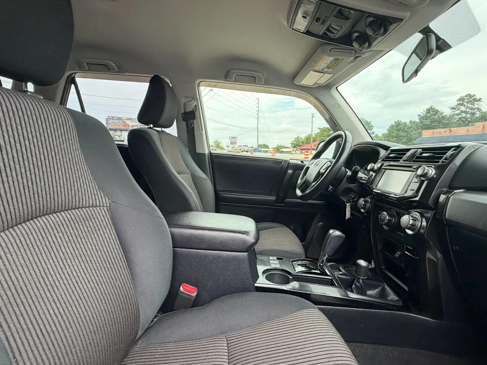 Used 2017 Toyota 4Runner TRD Off-Road AWD/4WD image 24