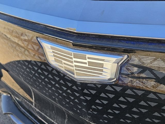 Used 2024 Cadillac Lyriq Sport AWD/4WD image 2