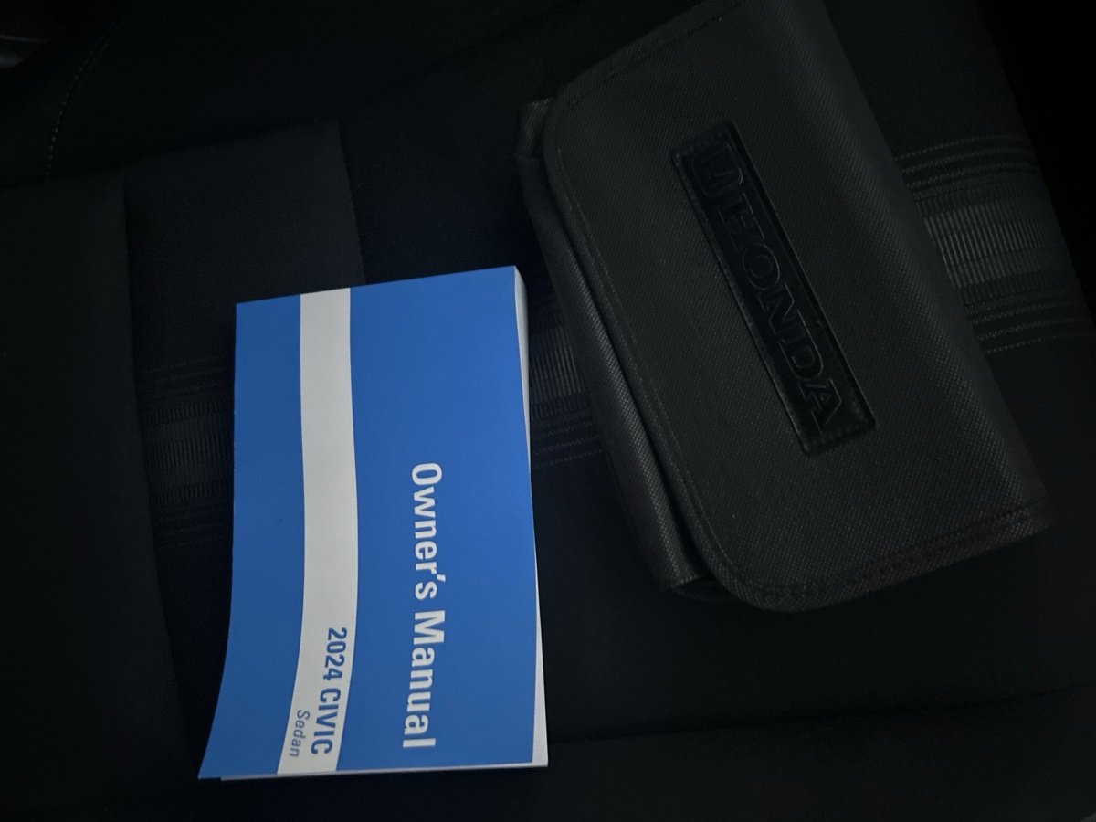 Used 2024 Honda Civic Sport image 42