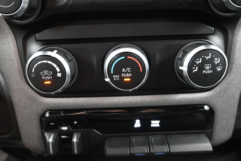 Used 2020 RAM 2500 Tradesman AWD/4WD image 21