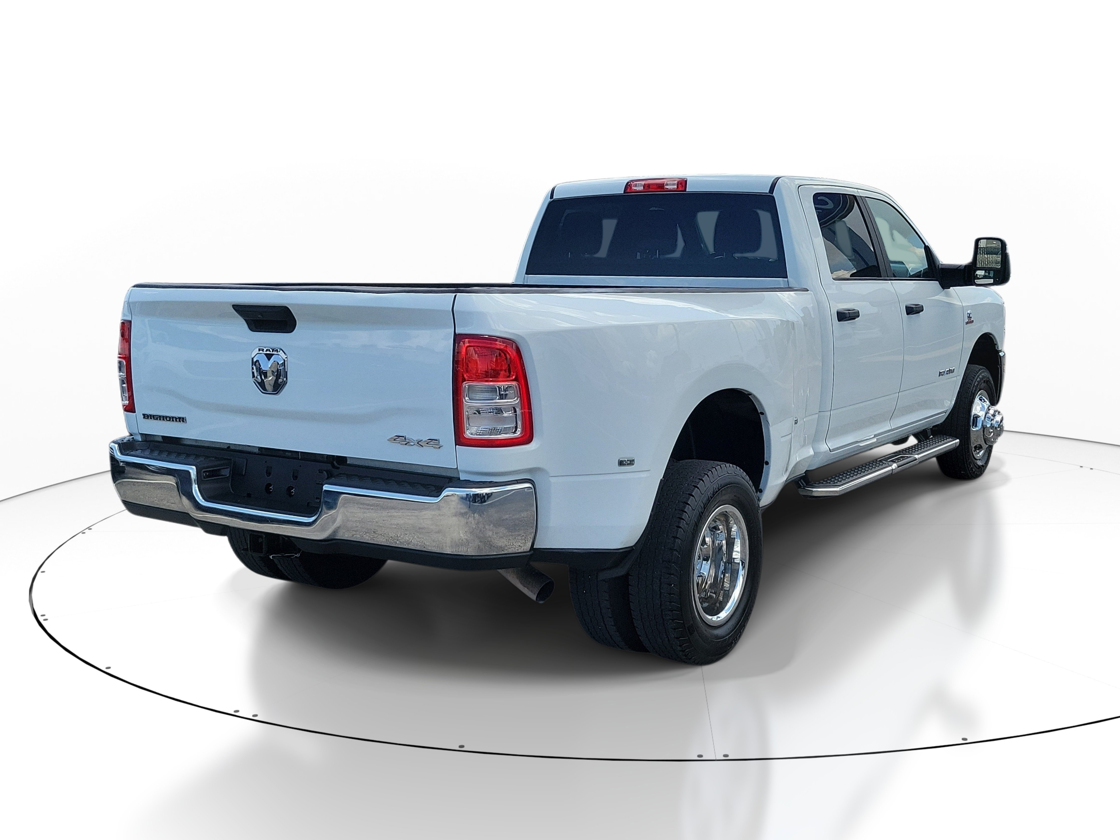 Used 2024 RAM 3500 Big Horn AWD/4WD image 6