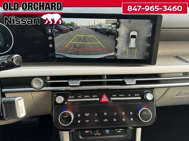 Used 2025 Hyundai Tucson Limited AWD/4WD image 16